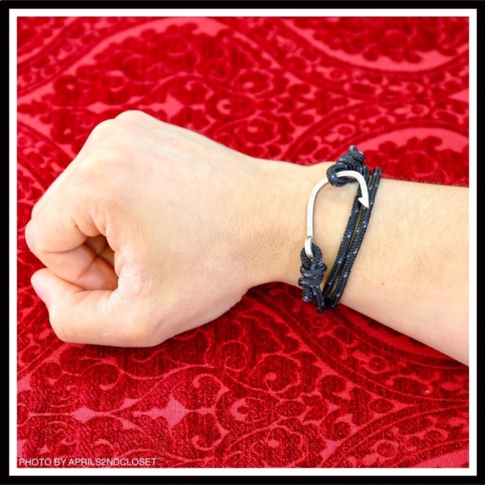 STEVE MADDEN STAINLESS STEEL BRACELET CUFF - Picture 4 of 6